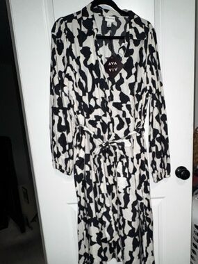 Ava & Viv Black and White Abstract Print Tie-Waist Dress